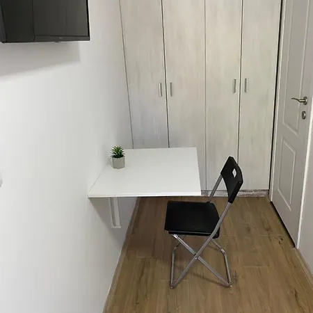 アパートホテル Omis 3*