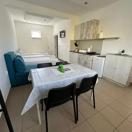 Omis Hotel de apartamente 3*