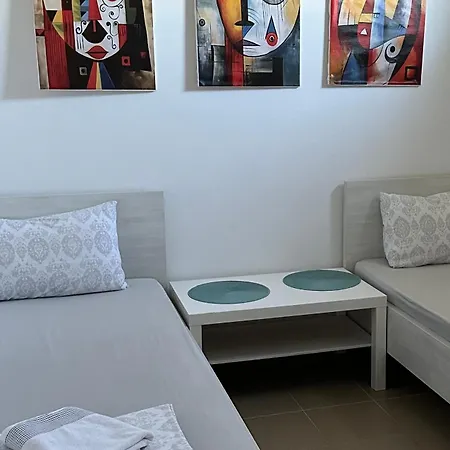 Omis アパートホテル Pančevo